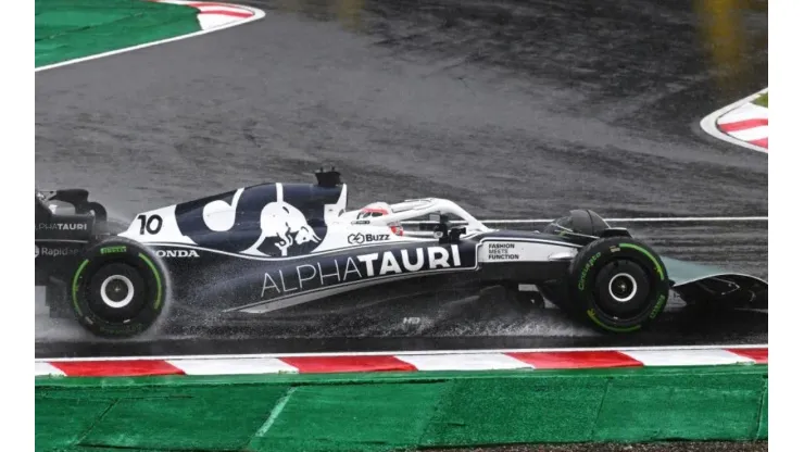 Gasly y el peligroso momento que vivió tras el accidente de Sainz.
