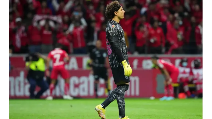 Ochoa sumó un nuevo penal sin atajar.
