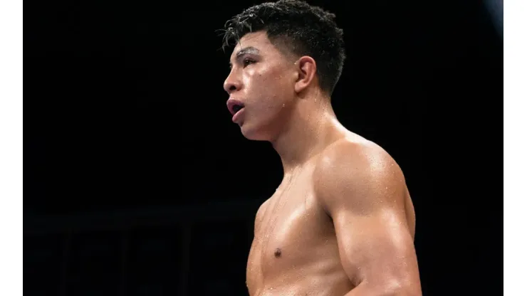 Munguia no ve en su futuro a Canelo Álvarez.
