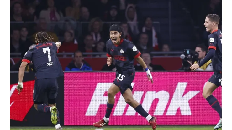 Erick Gutiérrez y un gol muy importante frente al Ajax.
