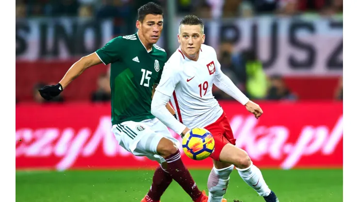 Postal del último juego entre la Selección Mexicana y Polonia
