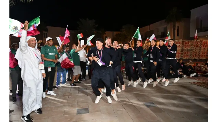 Recepción de la selección mexicana en Doha.
