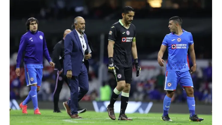 Cruz Azul finalmente no pudo contratar al goleador que tanto buscó.
