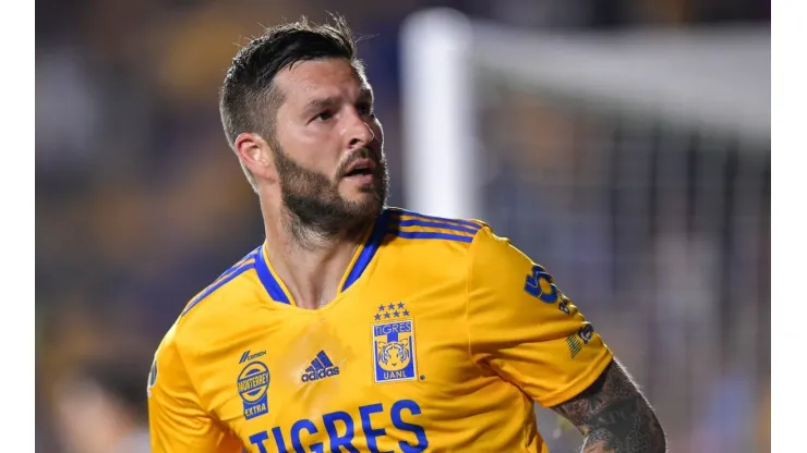 La postura de Tigres con André-Pierre Gignac
