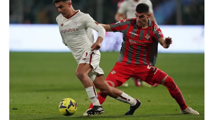 VIDEO | Vásquez cometió error, pero Cremonese ganó a la Roma