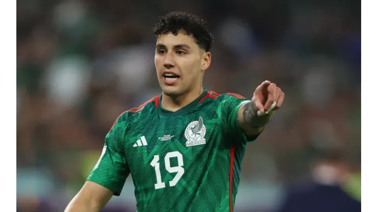 Jorge Sánchez no dirá presente en el partido de México contra Surinam.
