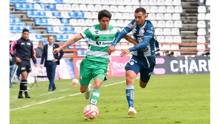 Santos Laguna y Pachuca se enfrentan por la Jornada 14.
