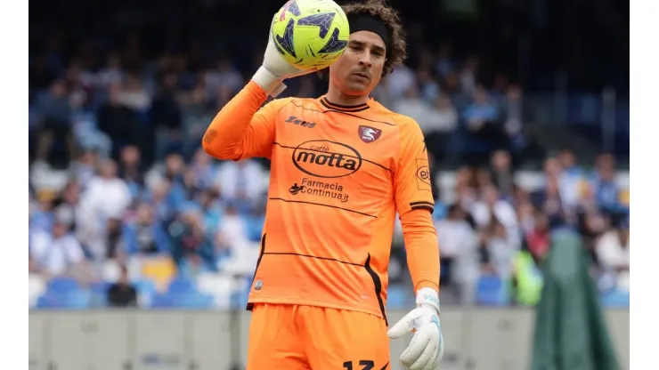 Guillermo Ochoa of US Salernitana during the Serie A football match between SSC Napoli and US Salernitana at Diego Arman
