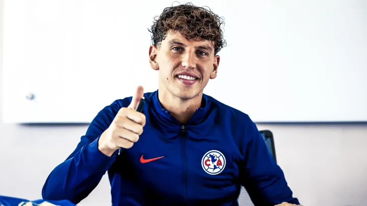 Igor Lichnovsky se prepara para debutar en el América.
