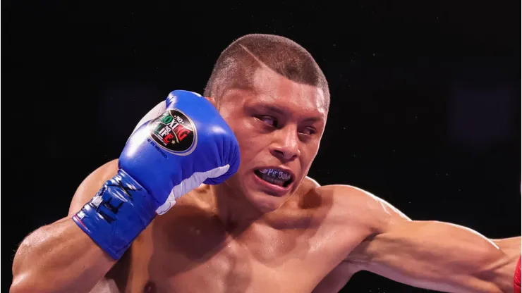 ¡Histórico! Pitbull Cruz es nuevo campeón del mundo tras ganarle a Rolando Romero
