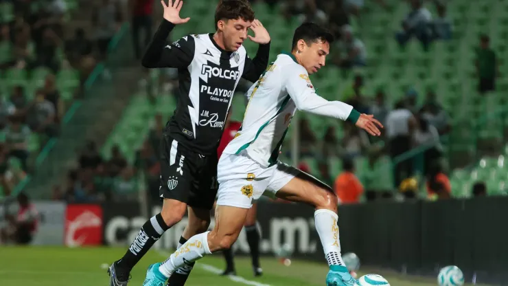 Necaxa recibe a Santos Laguna por la Jornada 15 del Clausura 2024
