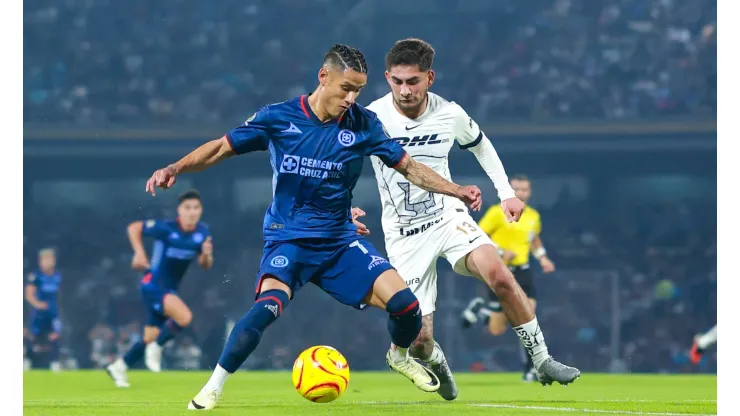 Cruz Azul y Pumas se enfrentan en los cuartos de final de la Liguilla
