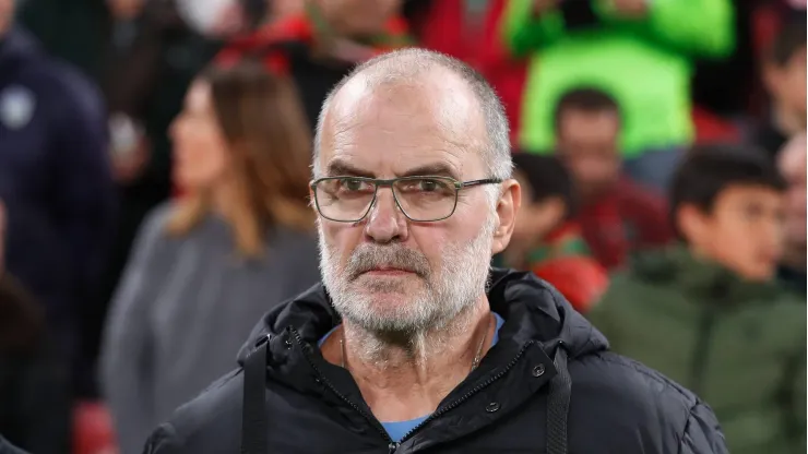 Bielsa dirige tácticamente a la selección uruguaya.
