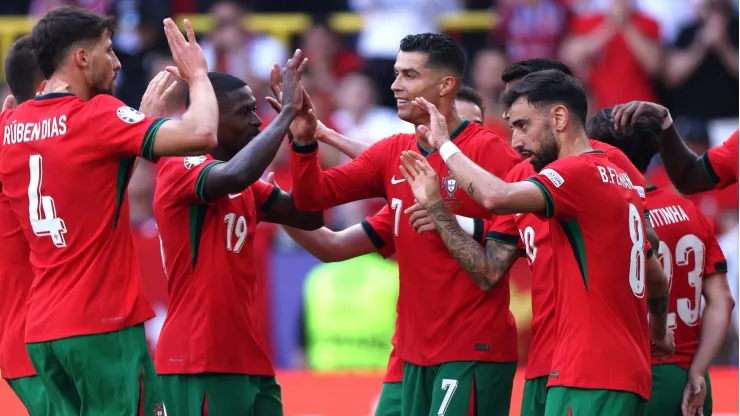 Portugal quiere conseguir el boleto a cuartos de final
