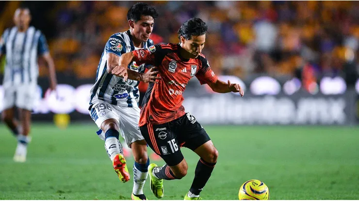 Tigres enfrenta a Pachuca por un lugar en octavos.
