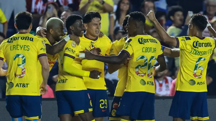 Los jugadores de América, a puro festejo.
