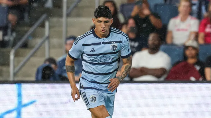 Alan Pulido definió dónde quiere finalizar su carrera profesional
