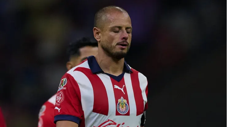 Javier Hernández es apuntado por no ser un líder en Chivas
