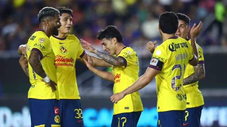 La alegría de los jugadores de América queda de manifiesto.
