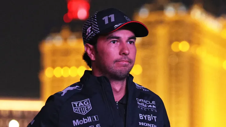 Checo Pérez tiene contrato con Red Bull hasta 2025 inclusive
