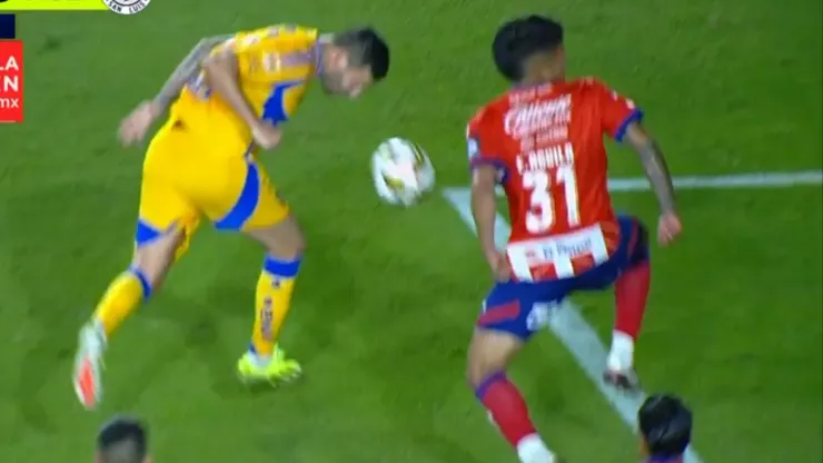 Tigres reclama un penal en el partido ante Atlético San Luis por la Liguilla
