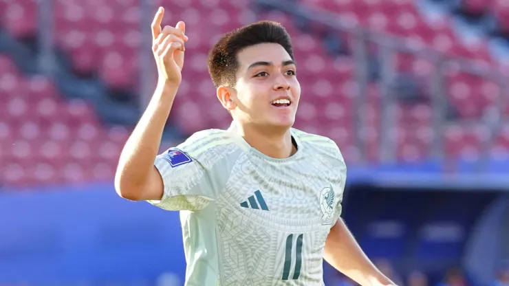 La prensa chilena habló maravillas de Gilberto Mora