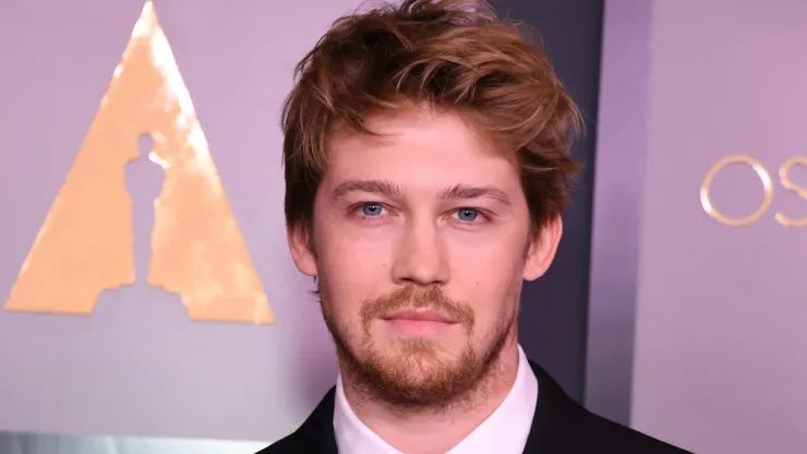 Joe Alwyn 
