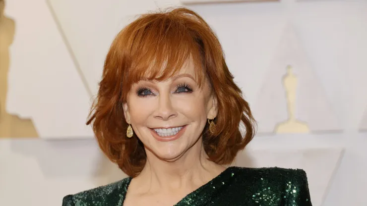 Reba McEntire 
