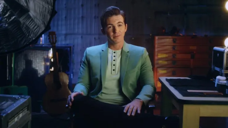 Drake Bell in Quiet on Set: The Dark Side of Kids TV.
