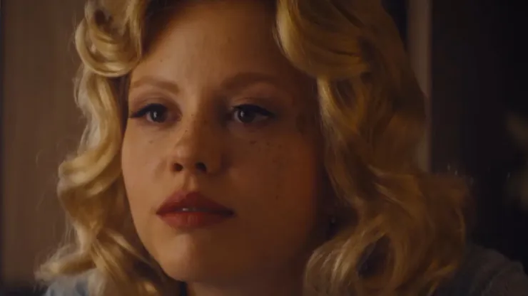 Mia Goth as Maxine in "Maxxxine"
