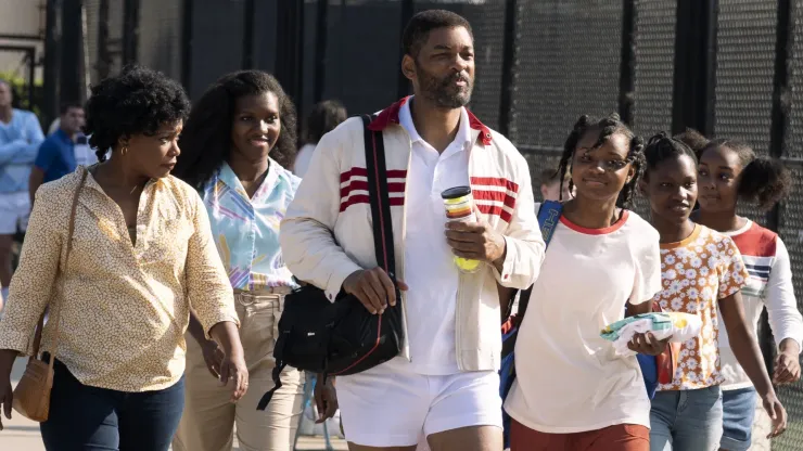 Will Smith, Aunjanue Ellis-Taylor, Mikayla Lashae Bartholomew, Saniyya Sidney, Daniele Lawson and Demi Singleton in King Richard.
