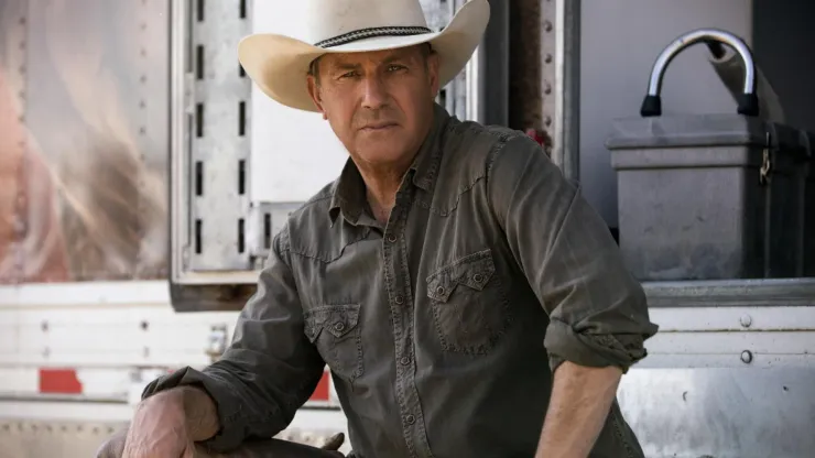 Kevin Costner in "Yellowstone" 
