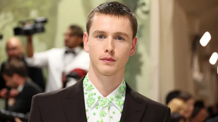 Harris Dickinson attends The 2024 Met Gala Celebrating "Sleeping Beauties: Reawakening Fashion".
