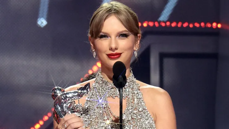 Taylor Swift at the MTV Video Music Awards 2022.
