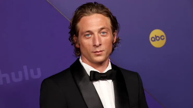 Jeremy Allen White attends the 76th Primetime Emmy Awards at Peacock Theater on September 15, 2024.
