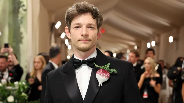 Mike Faist attends The 2024 Met Gala Celebrating "Sleeping Beauties: Reawakening Fashion".
