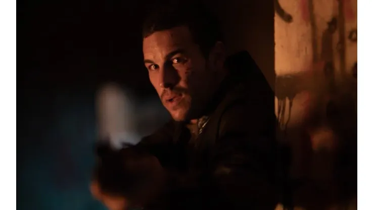 Mario Casas protagonizó Adiós, la película de 2019.
