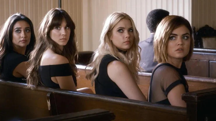 Pretty Little Liars estrenó en 2010.
