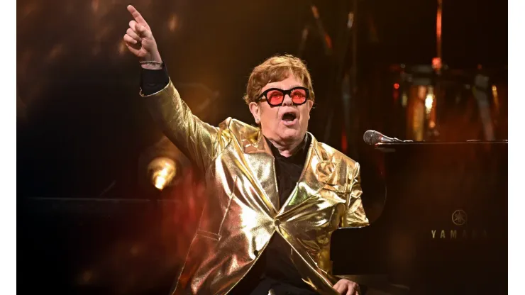 Elton John
