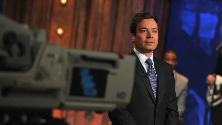 Jimmy Fallon fue denunciado por 16 empleados de “The Tonight Show”.
