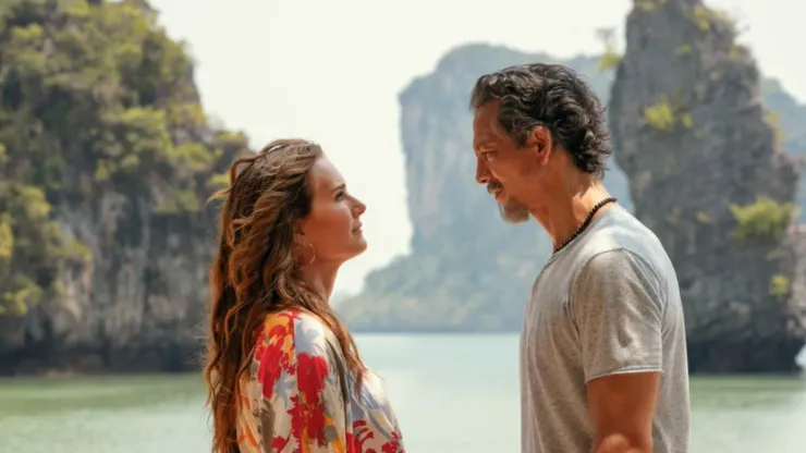 Brooke Shields y Benjamin Bratt protagonizan una de las películas de romance más populares en Netflix 
