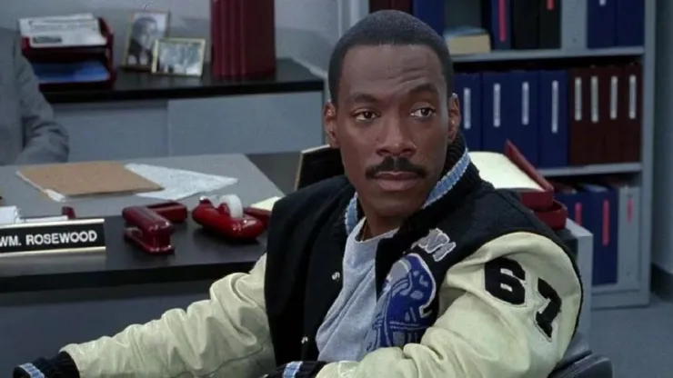 Un detective suelto en Hollywood, clásico con Eddie Murphy.
