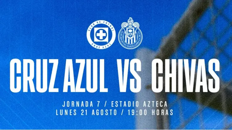 Cruz Azul juega contra Chivas en el Azteca.
