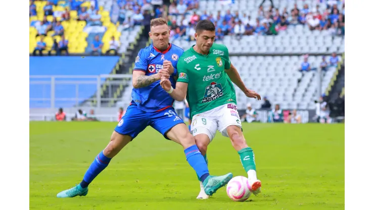 Ciudad de México, 28 de octubre de 2023. , durante el partido de la jornada 14 del torneo Apertura 2023 de la Liga BBVA MX, entre la Máquina Celeste del Cruz Azul y los Esmeraldas del León, celebrado en el estadio Azteca. Foto: Imago7/ Manlio Contreras
