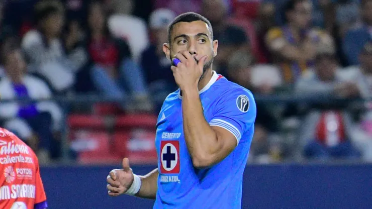 Giakoumakis no pudo demostrar toda su valía en Cruz Azul.
