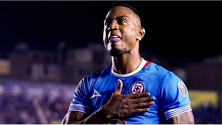 Willer Ditta, hombre clave de Cruz Azul.
