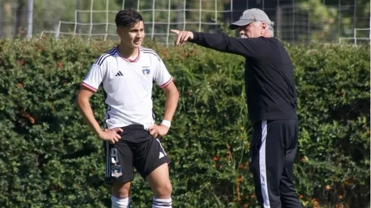 Carlos Caszely ve en vivo doblete de su nieto por Colo Colo