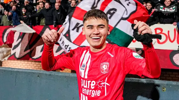 Manfred Ugalde anotó doblete con Twente en Eredivisie [VIDEO]