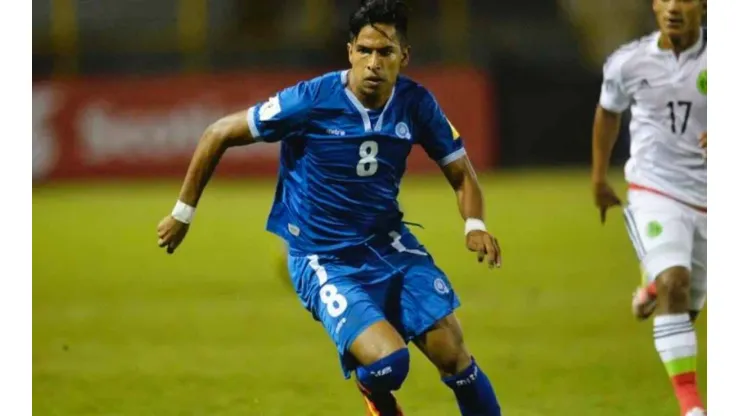 Denis Pineda reacciona furioso con Federación Salvadoreña de Fútbol