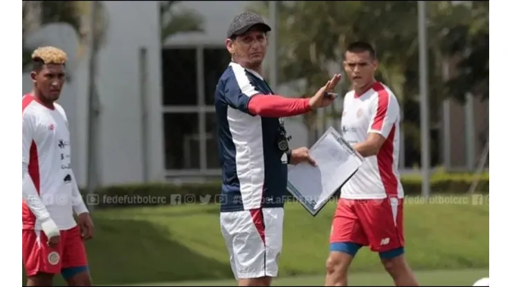 Ronald González convoca futbolista de la Liga de Ascenso a selección de Costa Rica